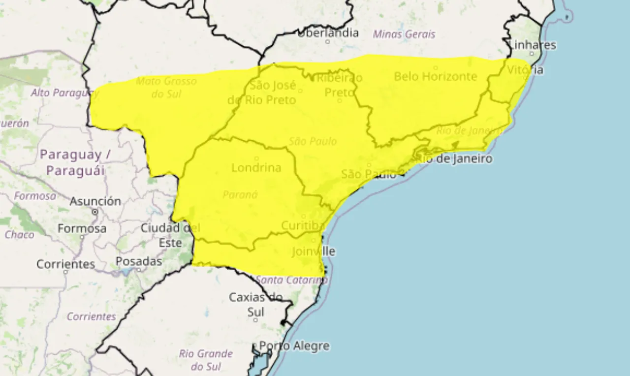 A imagem mostra &aacute;rea de risco em 8 estados brasileiros para tempestade